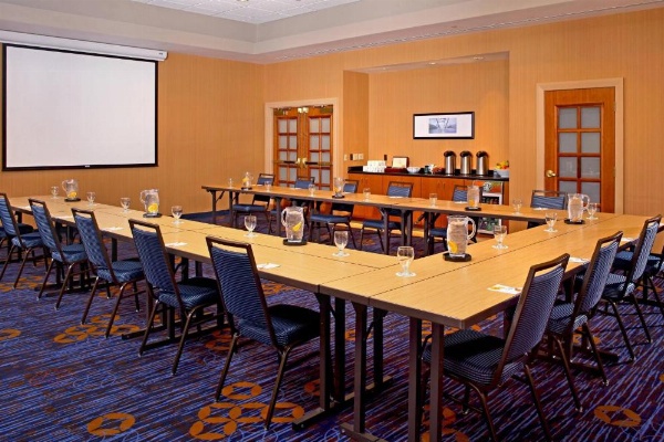 Courtyard by Marriott Baltimore Downtown/Inner Harbor image 12