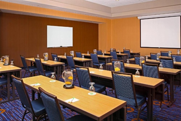 Courtyard by Marriott Baltimore Downtown/Inner Harbor image 16